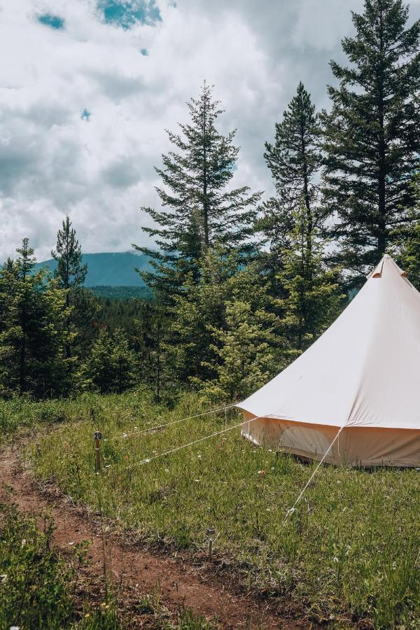 ホテル Wander Camp Glacier Coram エクステリア 写真